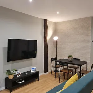  Apartamento Ayuntamiento Parking Gratis. Auto Check-in. España